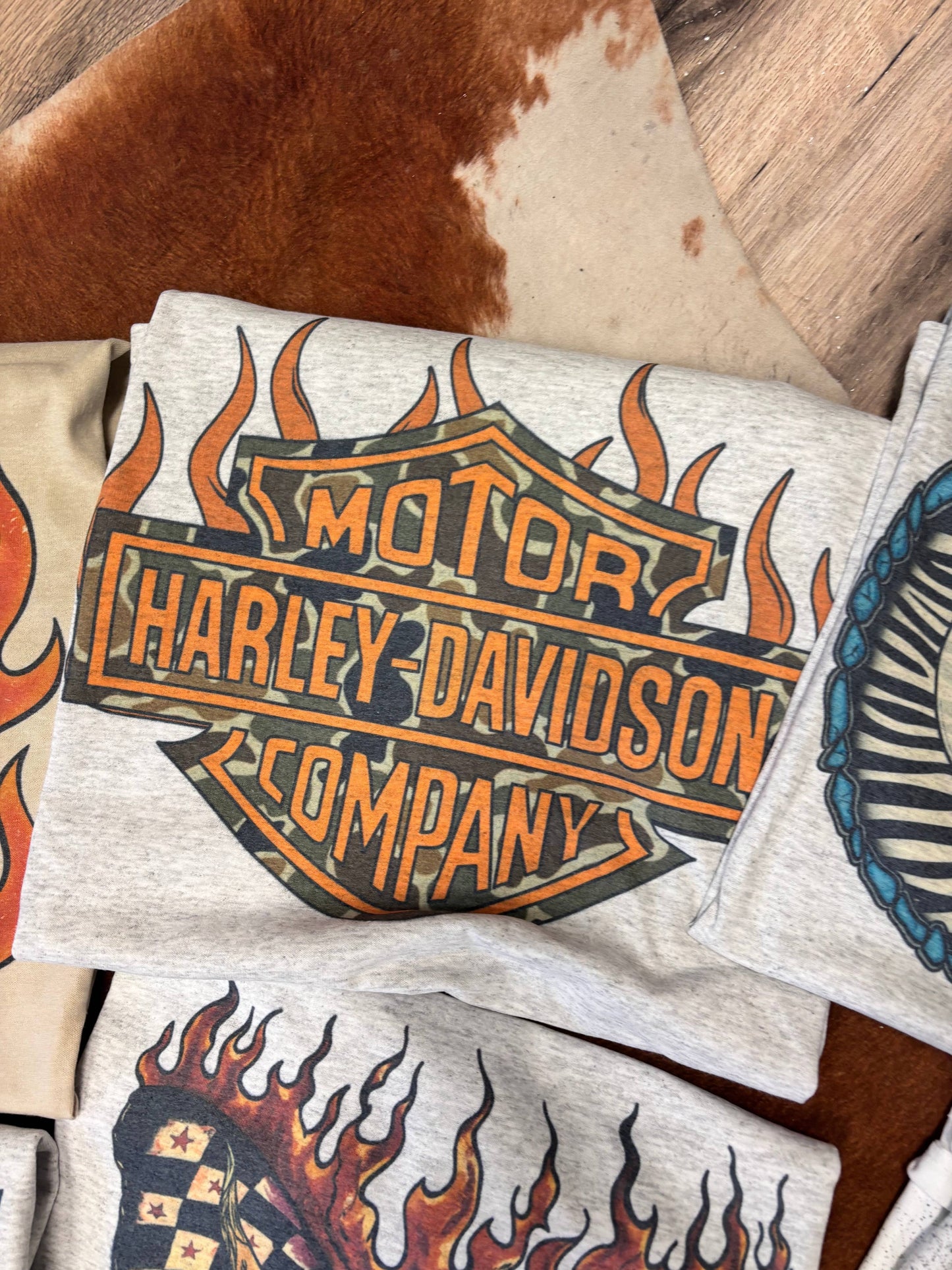 CAMO HD FLAME TEE: SMALL