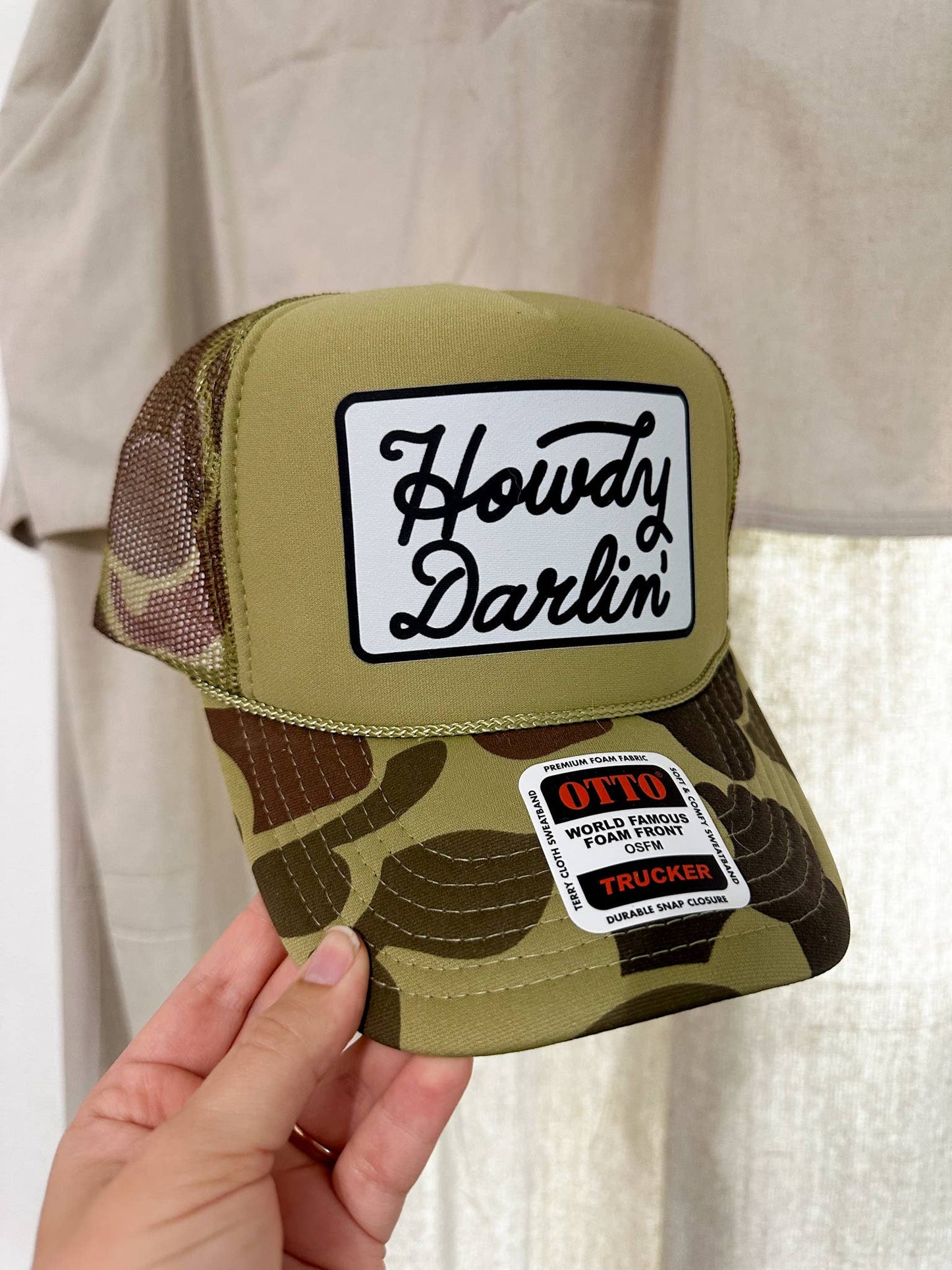 Howdy Darlin' Trucker Hat : Brown