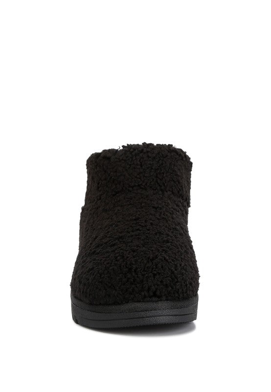 Chandy Fluffy Boots