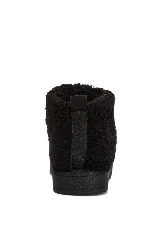 Chandy Fluffy Boots