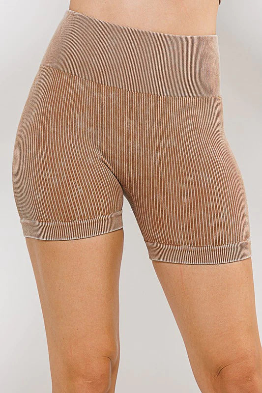 Mineral Seamless Shorts